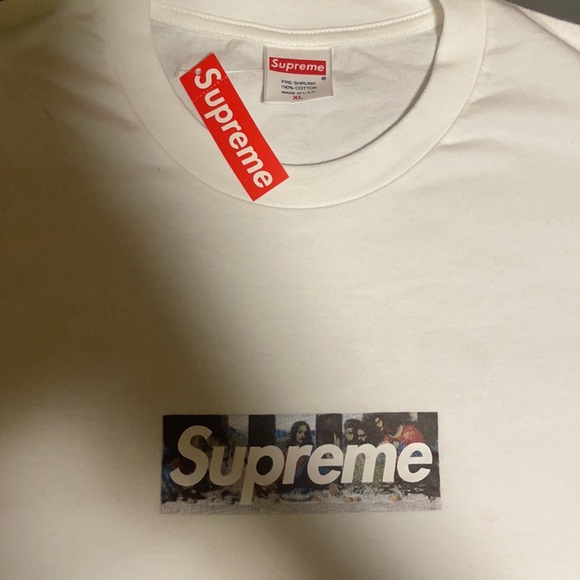 supreme milan box logo